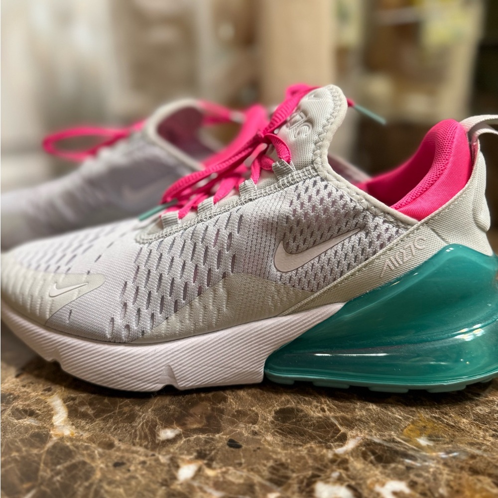 Nike Women's Air Max 270